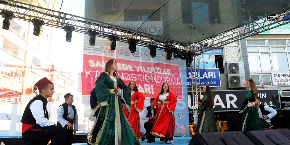 Dondurma festivalinde ikinci gün! Dursun Ali Erzincanlı ve Arslanbek Sul 2