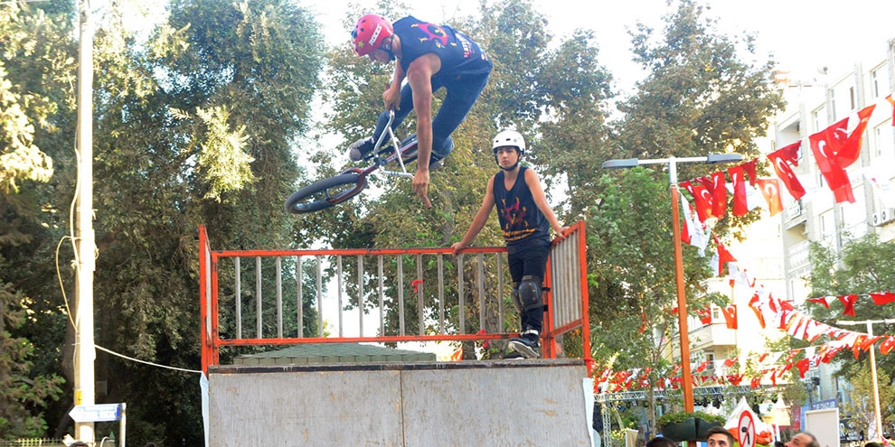 Dondurma festivalinde ikinci gün! Dursun Ali Erzincanlı ve Arslanbek Sul 5