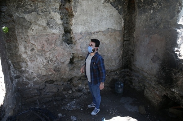 Zeytinliklerin arasında unutulmuş Osmanlı'nın ilk hamamı gün yüzüne çıkm 6