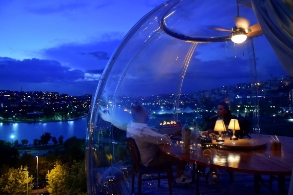 Virüs güvenlikli restoran 6