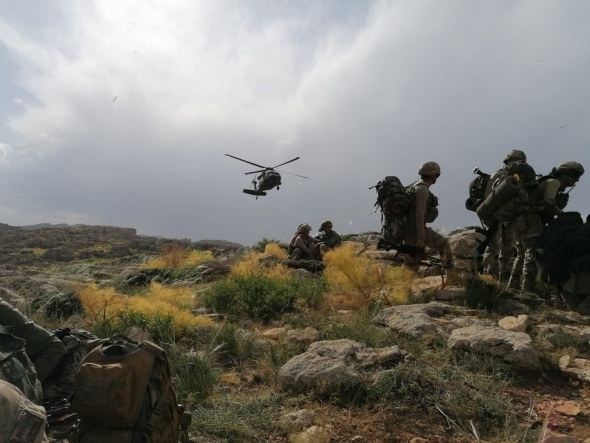 5 teröristin etkisiz hale getirildiği operasyonun görüntüleri paylaşıldı 4