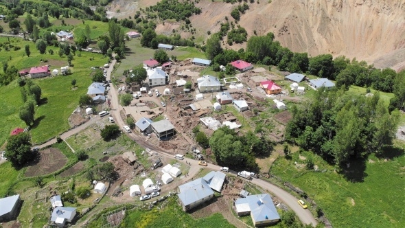 Bingöl'de deprem bölgesinde yaşam 2