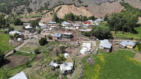 Bingöl'de deprem bölgesinde yaşam 4