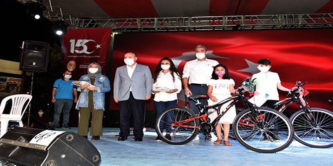 Kahramanmaraş'ta vatandaşlar Demokrasi Meydanı'na akın etti 11