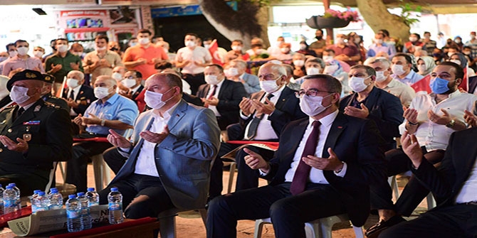 Kahramanmaraş'ta vatandaşlar Demokrasi Meydanı'na akın etti 5