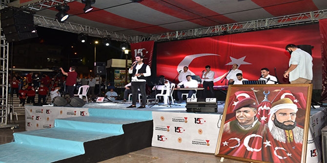 Kahramanmaraş'ta vatandaşlar Demokrasi Meydanı'na akın etti 9