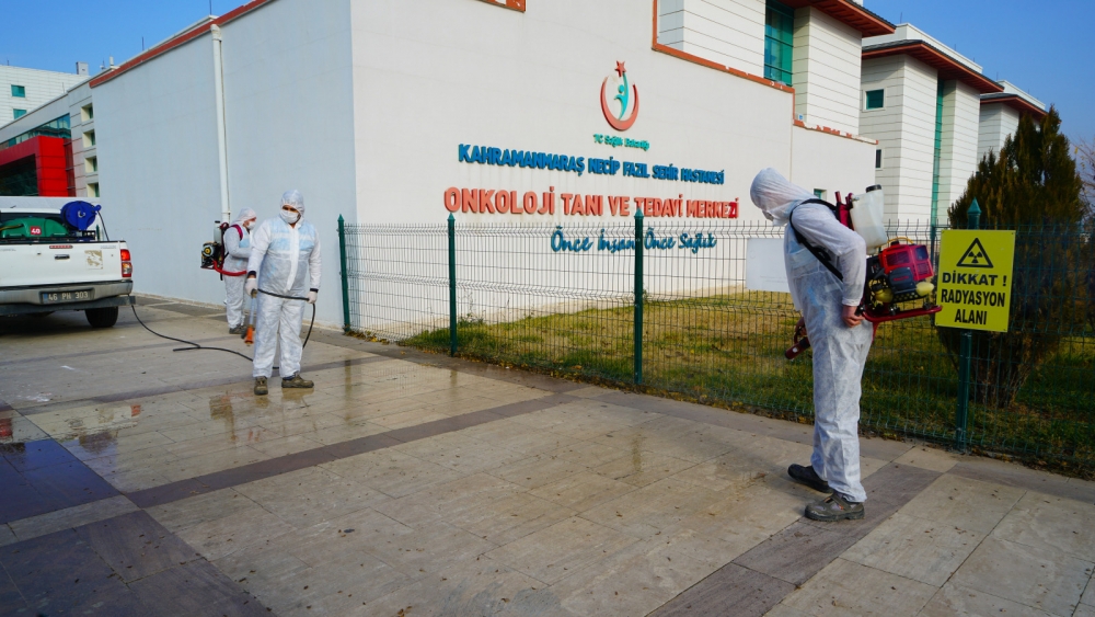 Kahramanmaraş'ta sağlık tesisleri dezenfekte edildi 2