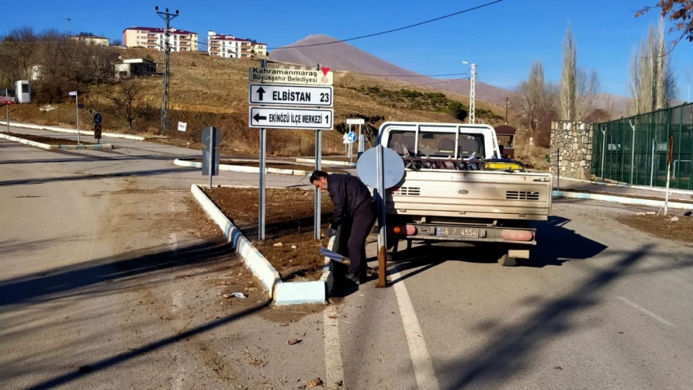 Kahramanmaraş'ta trafik işaretleme çalışmaları aralıksız sürüyor 4
