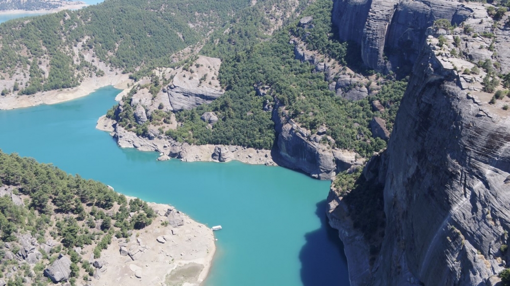 Kahramanmaraş'taki baraj 152 bin konutun elektrik enerjisini karşılıyor 5