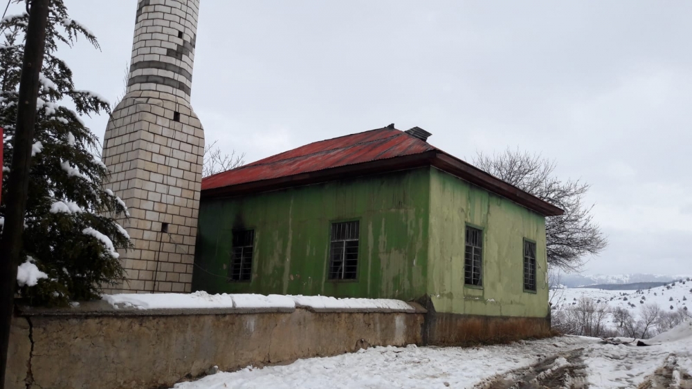 Kahramanmaraş’ta cami yangını 1