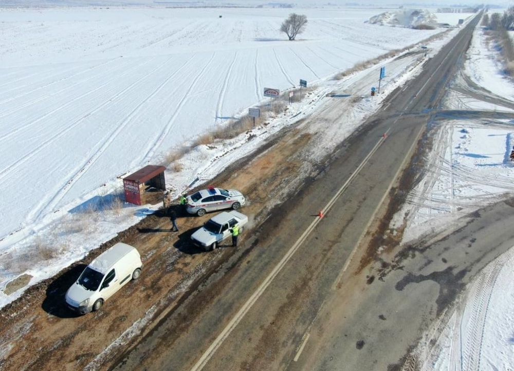 Kahramanmaraş'ta jandarma trafik sürücüleri uyardı 3
