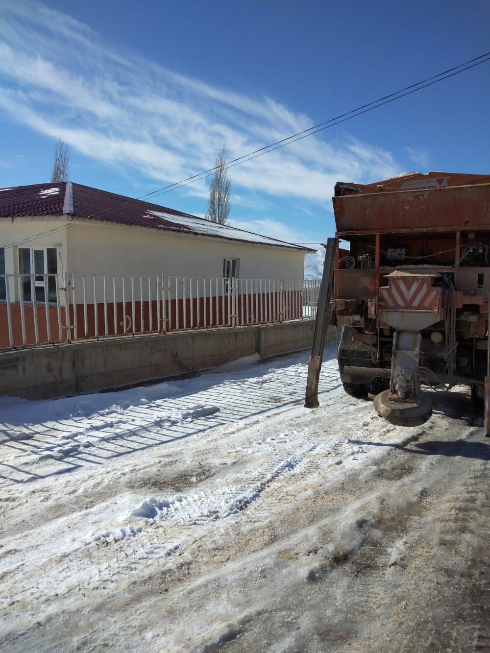 Kahramanmaraş'ın kuzey ilçelerinde karla mücadele 12