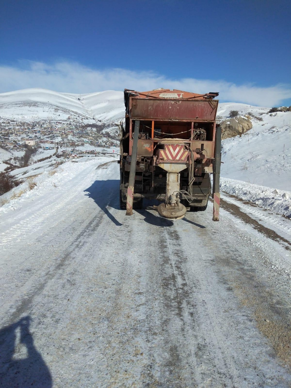 Kahramanmaraş'ın kuzey ilçelerinde karla mücadele 4