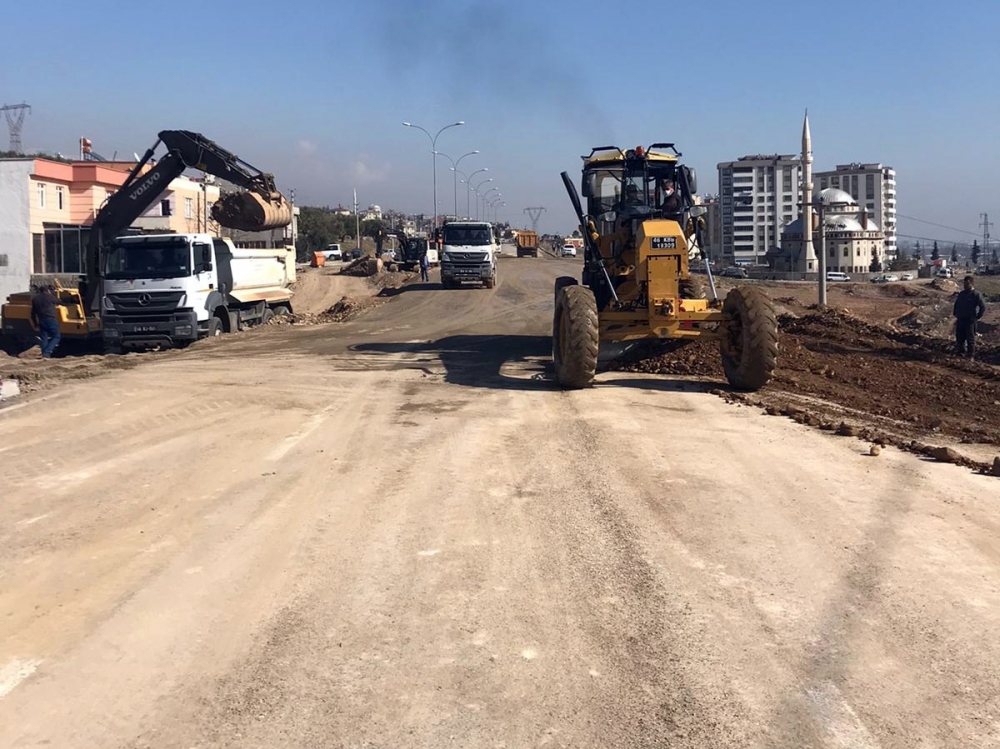 Kahramanmaraş'ta o bulvar tek şeritli trafiğe açıldı 3