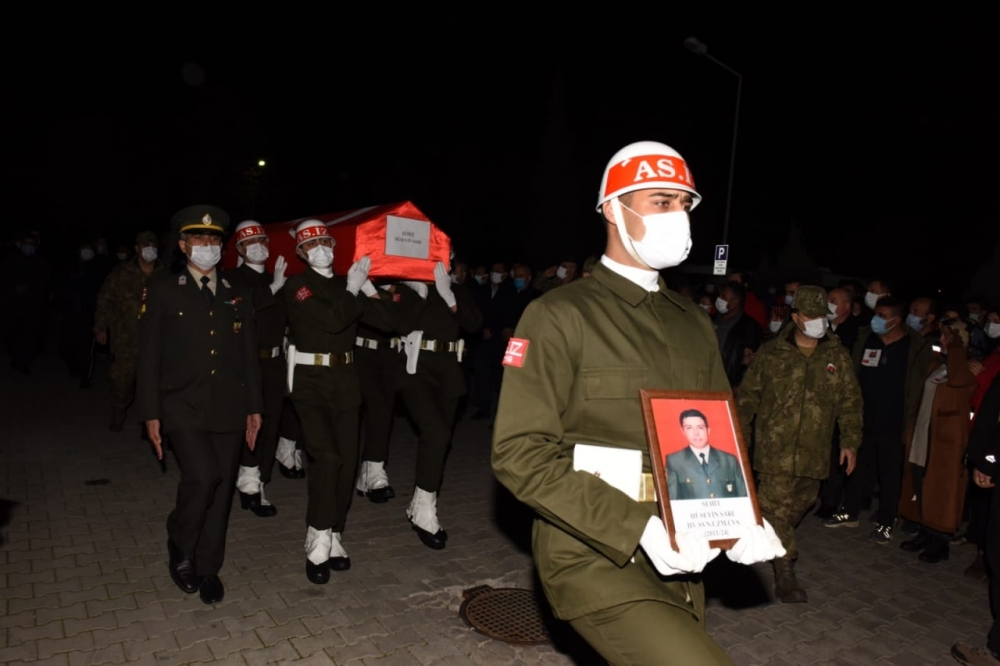 Kahramanmaraşlı şehidimizin naaşı memleketine getirildi 2