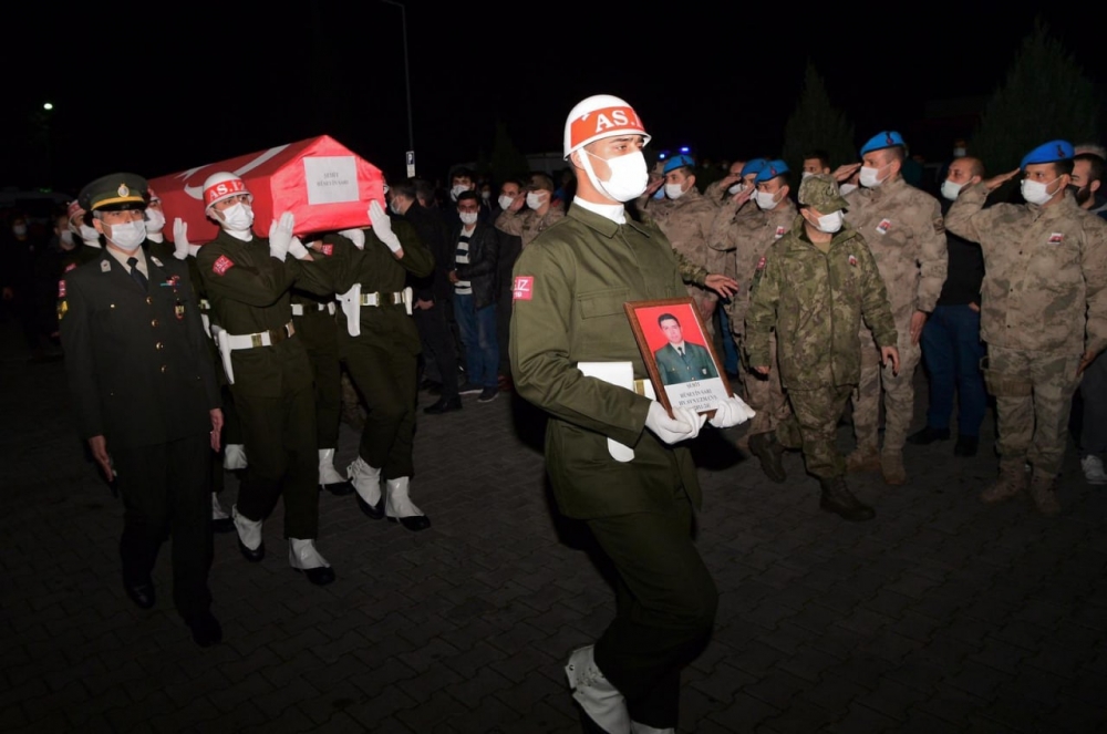Kahramanmaraşlı şehidimizin naaşı memleketine getirildi 3
