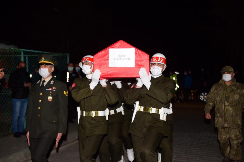 Kahramanmaraşlı şehidimizin naaşı memleketine getirildi 4