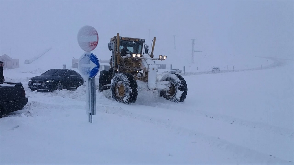 Kahramanmaraş'ın 5 ilçesinde yüz yüze eğitime kar engeli 4