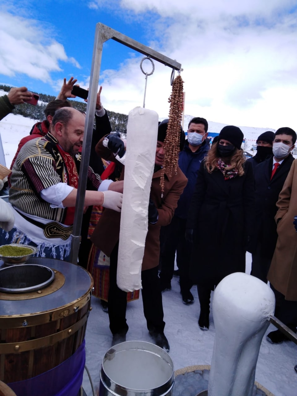 Buz gibi havada ‘Maraş Dondurmasına’ akın ettiler 2