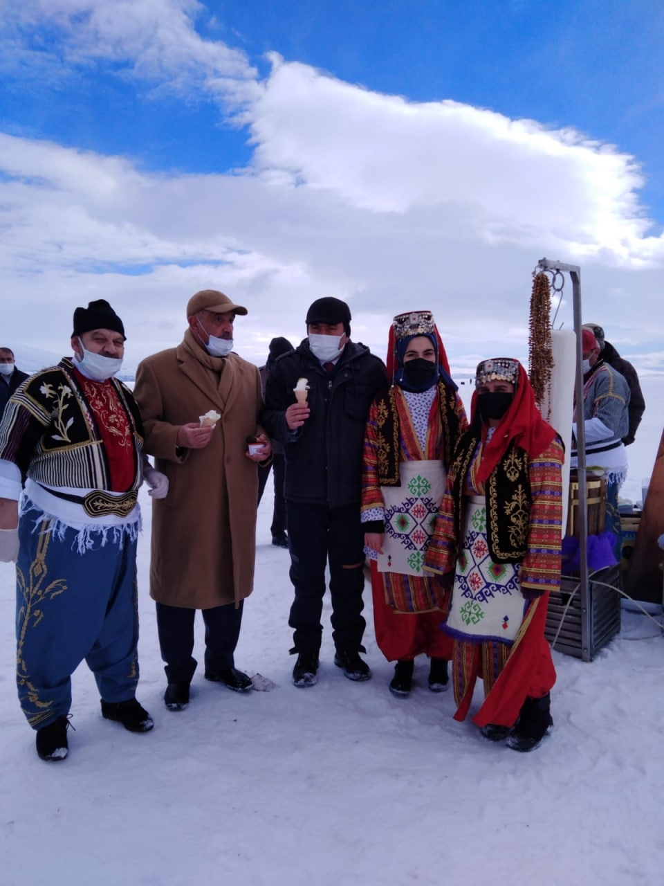 Buz gibi havada ‘Maraş Dondurmasına’ akın ettiler 5