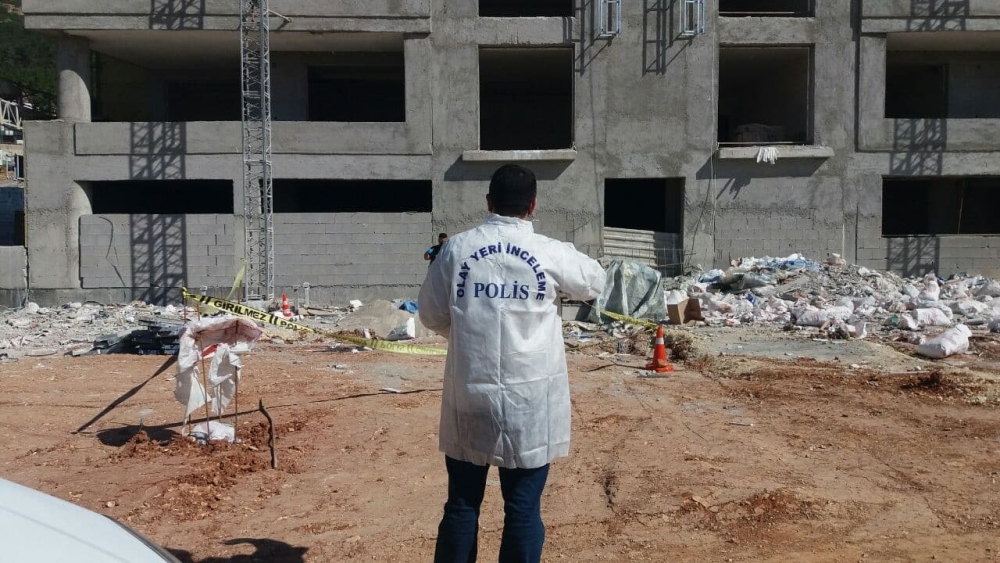 9. kattan düşen 16 yaşındaki genç işçi hayatını kaybetti 3