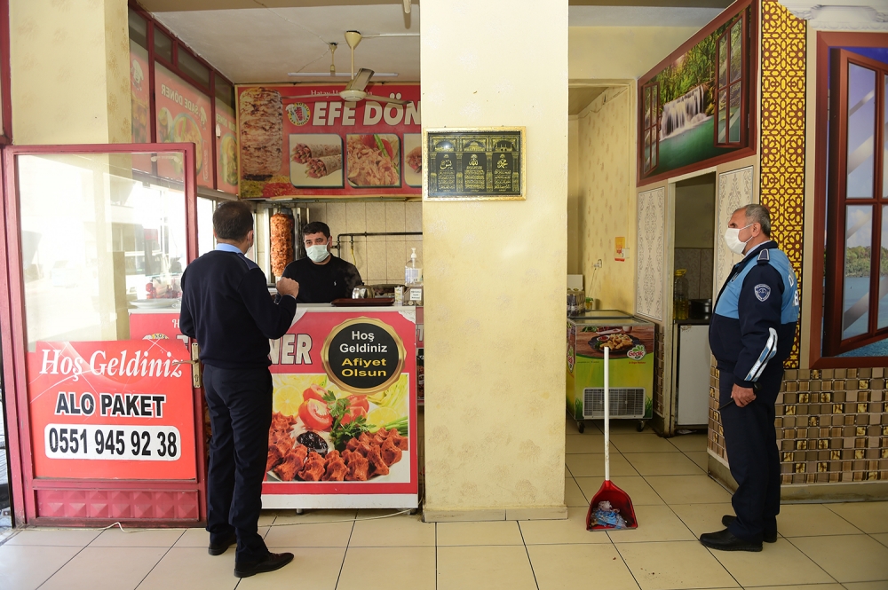 Zabıta ekiplerinden normalleşme denetimi 10