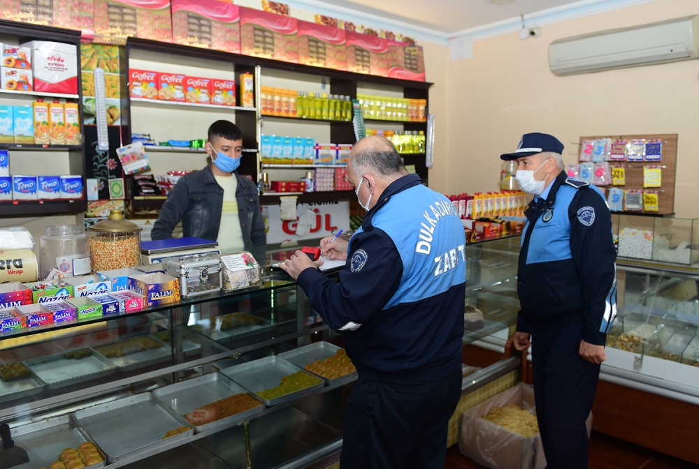 Zabıta ekiplerinden normalleşme denetimi 4