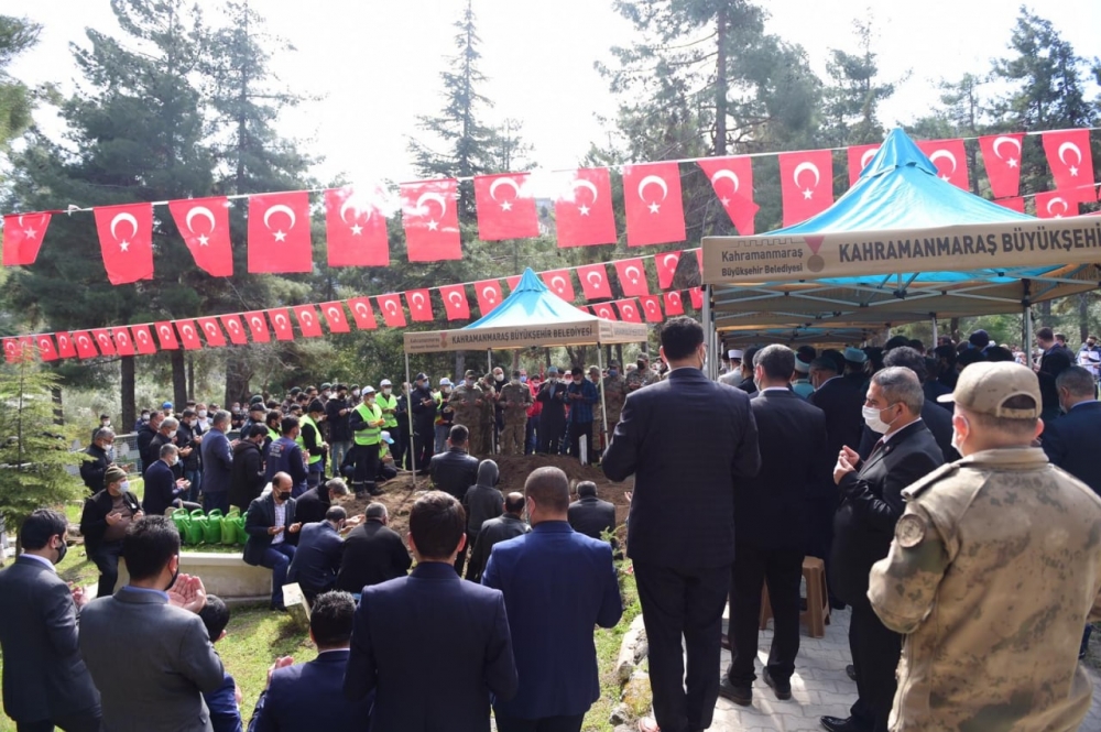 Şehit Mehmet Demir Kahramanmaraş'ta son yolculuğuna uğurlandı 13