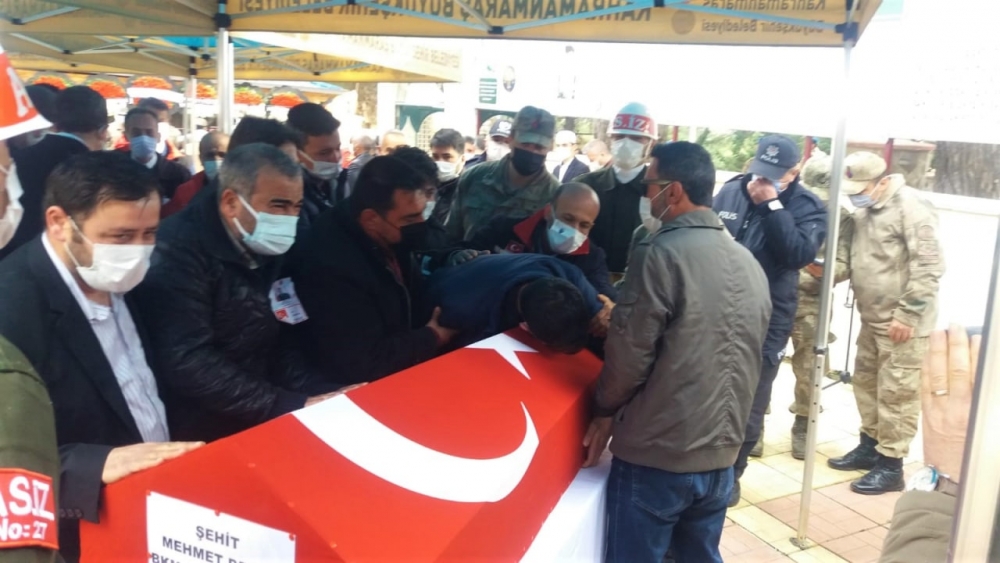 Şehit Mehmet Demir Kahramanmaraş'ta son yolculuğuna uğurlandı 3