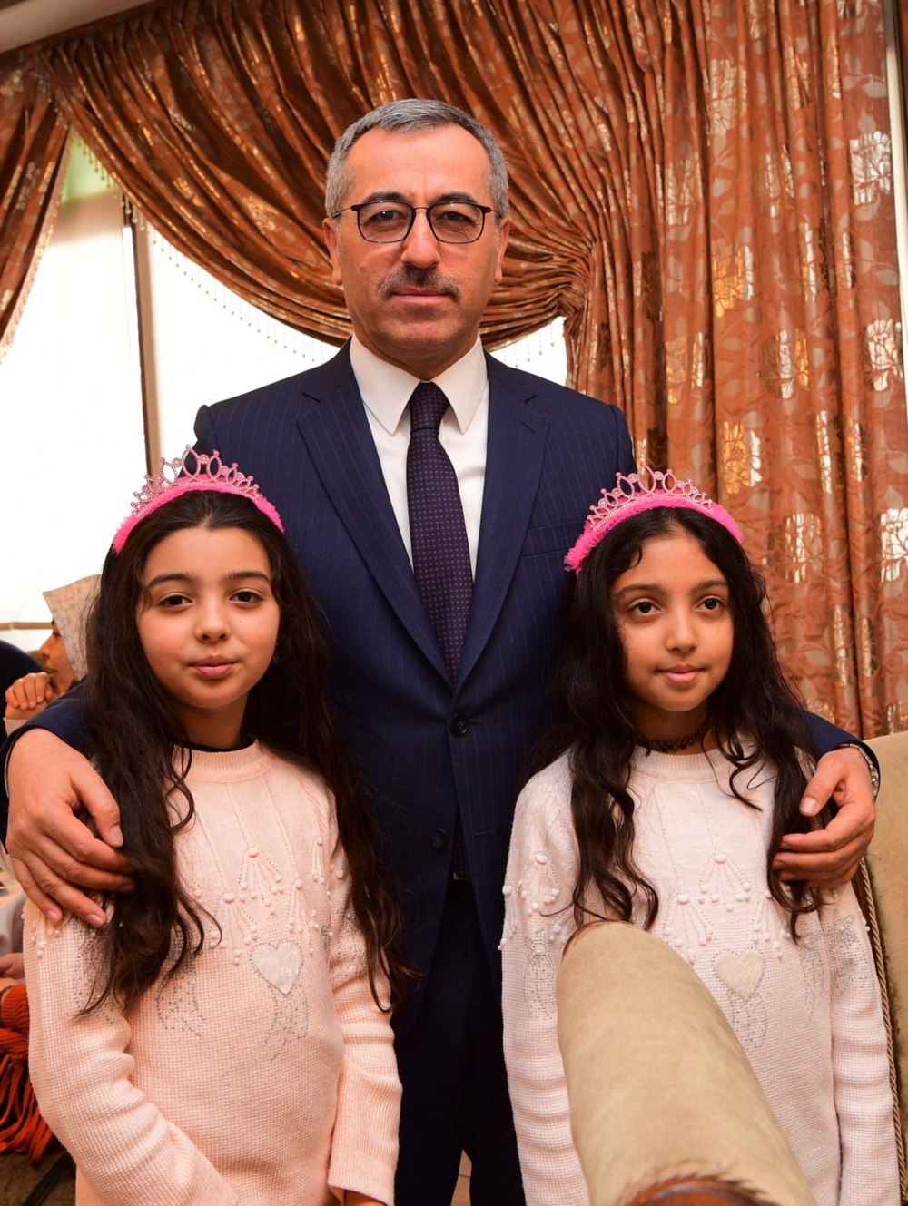 Kahramanmaraş’ta şehit çocuklarının karne sevinci 11