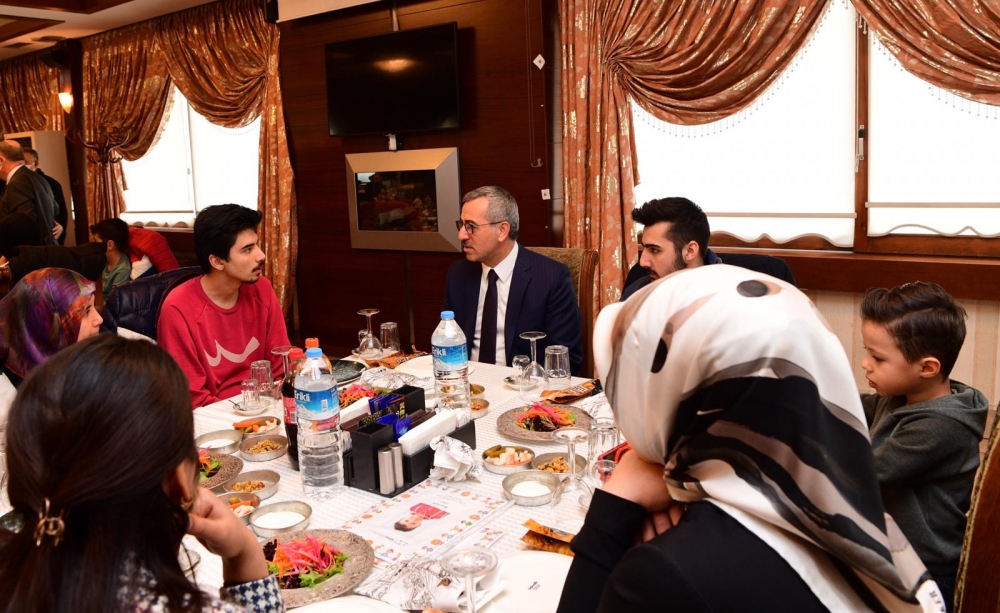 Kahramanmaraş’ta şehit çocuklarının karne sevinci 14