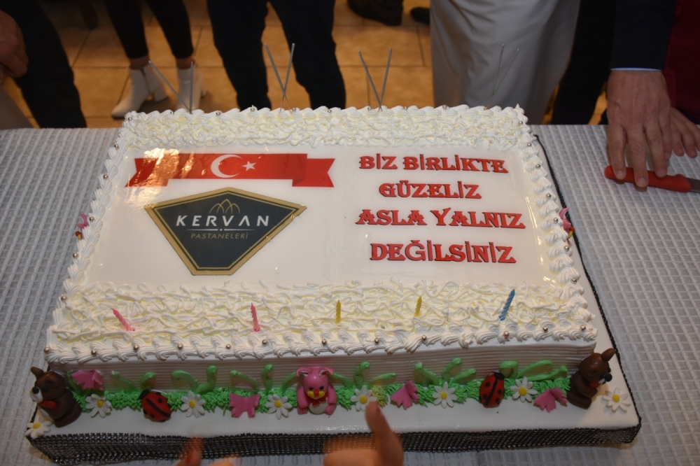 Kahramanmaraş’ta şehit çocuklarının karne sevinci 21