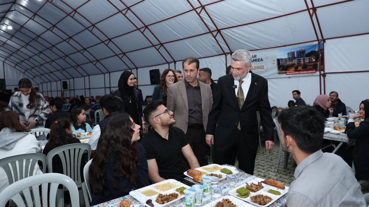 Başkan Görgel, iftar sofrasında vatandaşlarla buluştu