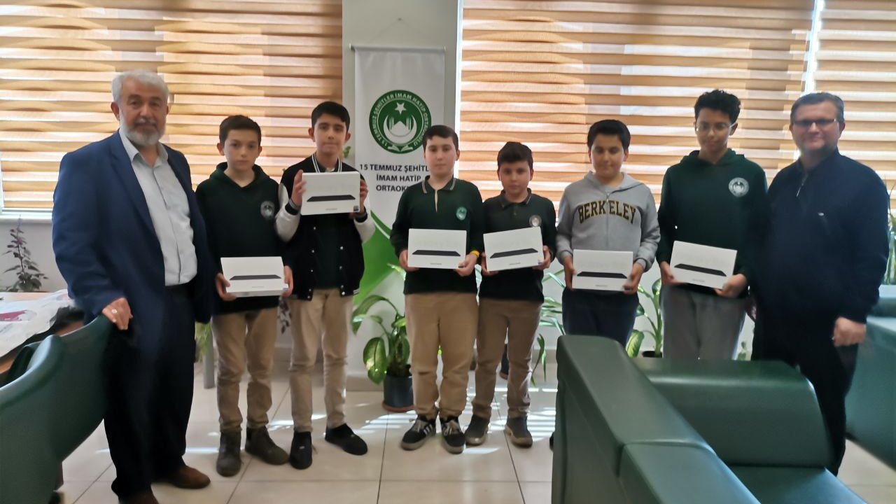 Kahramanmaraş'ta hafız öğrencilere ödül