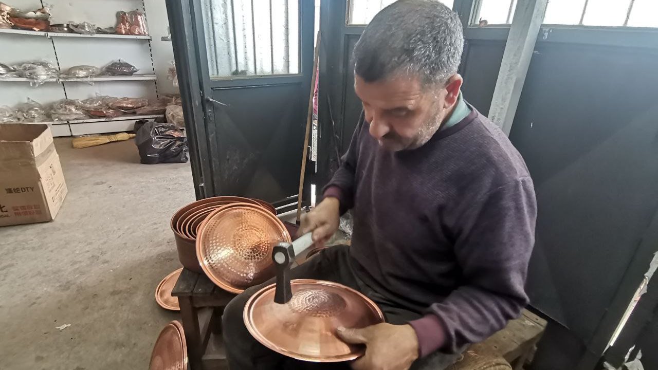 Kahramanmaraş'ta çekiç sesleri yeniden yankılanıyor