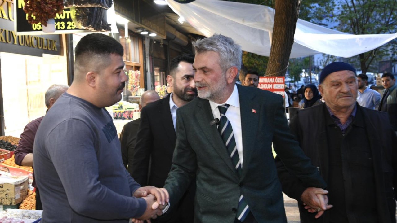 Başkan Görgel, Kapalı Çarşı’da esnaf ve vatandaşlarla bir araya geldi