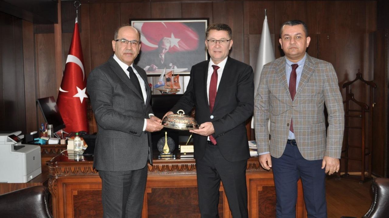 KSÜ’de TDK iş birliği ile "Kaşgarlı Mahmud ve Dîvânu Lugâti't-Türk'ün 950. yıl dönümü" sempozyumu yapılacak