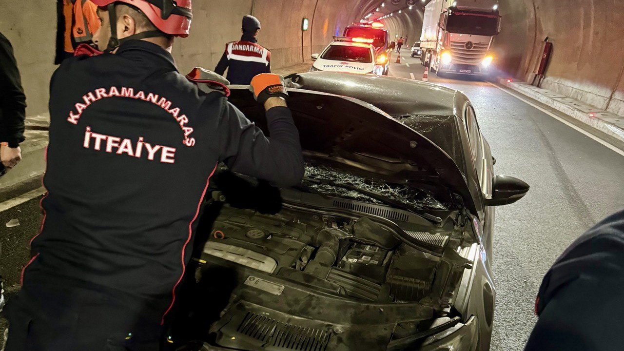 Kahramanmaraş’ta ehliyetsiz sürücü kazaya neden oldu: 3 yaralı