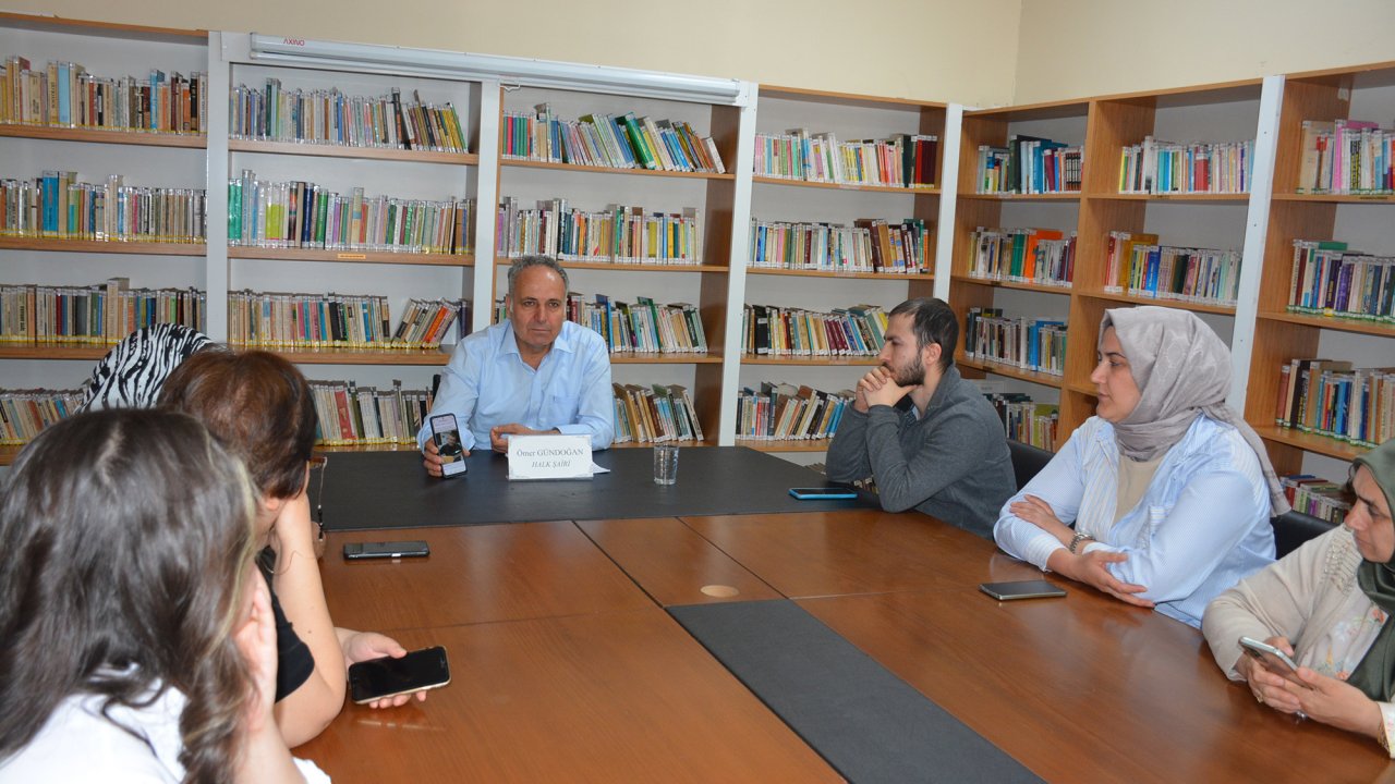 Şair Gündoğan, Kahramanmaraş’ta Halk Edebiyatı’na ışık tuttu