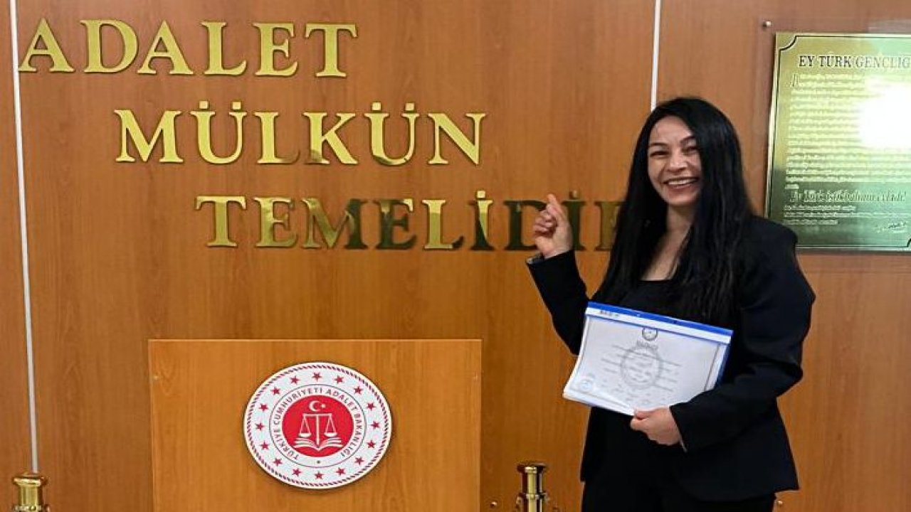 Kahramanmaraş'ın Elbistan ilçesinde tek kadın muhtarı olan Alagöz mazbatasını aldı