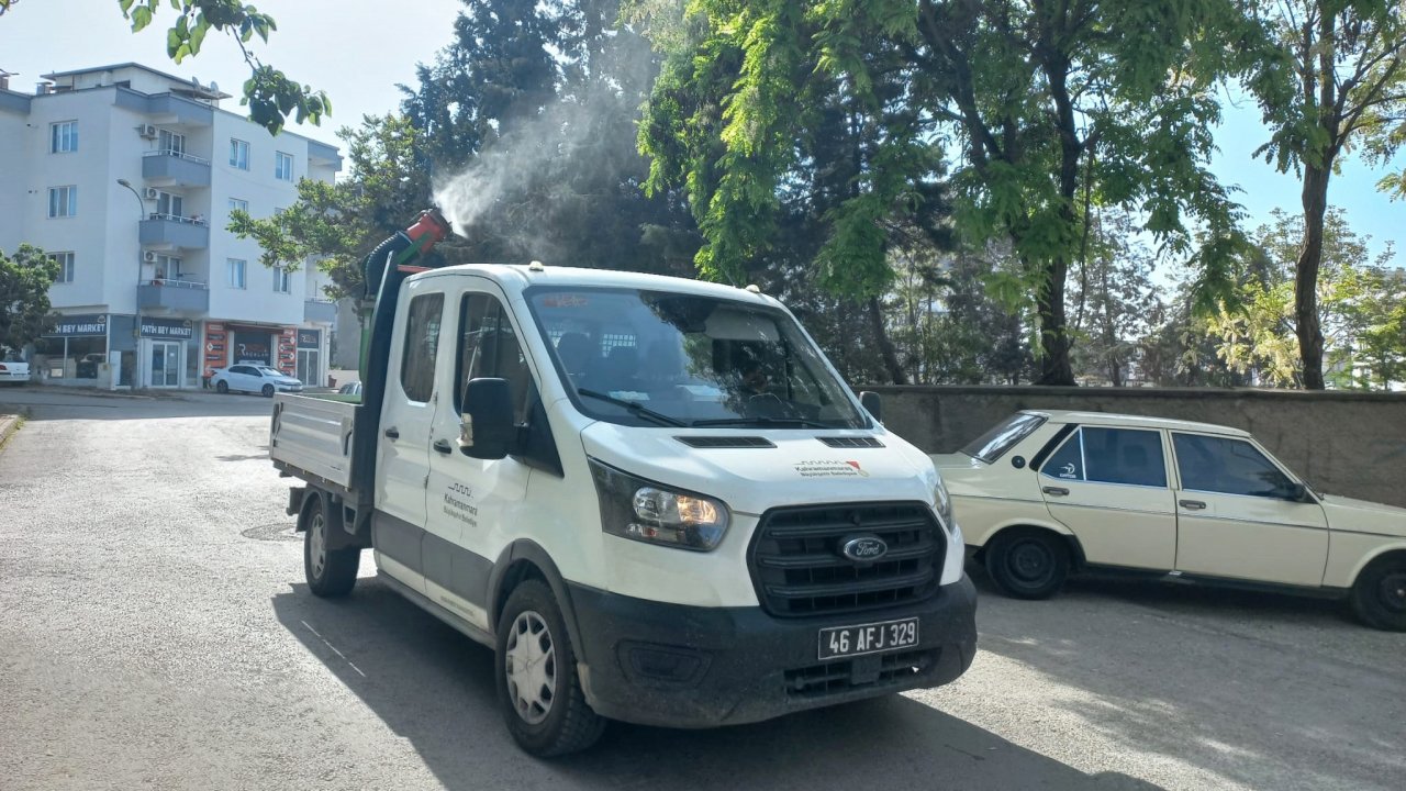 Kahramanmaraş’ta ilaçlama ekipleri sahada…