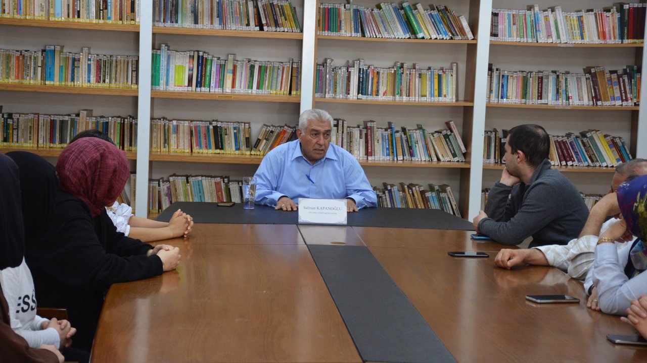 Yazar Kapanoğlu, Kahramanmaraş’ta edebiyatseverlere seslendi