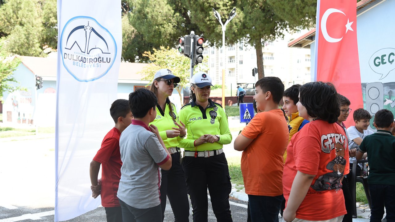 Dulkadiroğlu Trafik Eğitim Parkı minik öğrencileri misafir etti