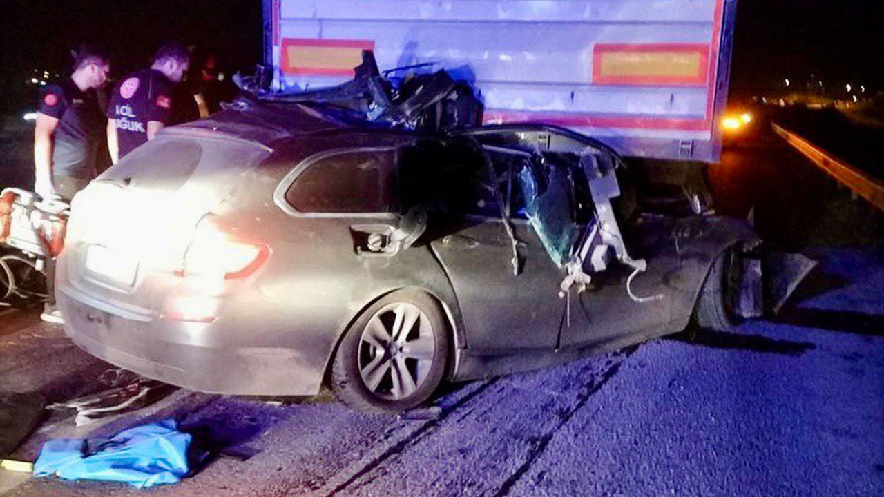 Kahramanmaraş’ta feci kaza: Otomobil tıra arkadan çarptı! 1 ölü