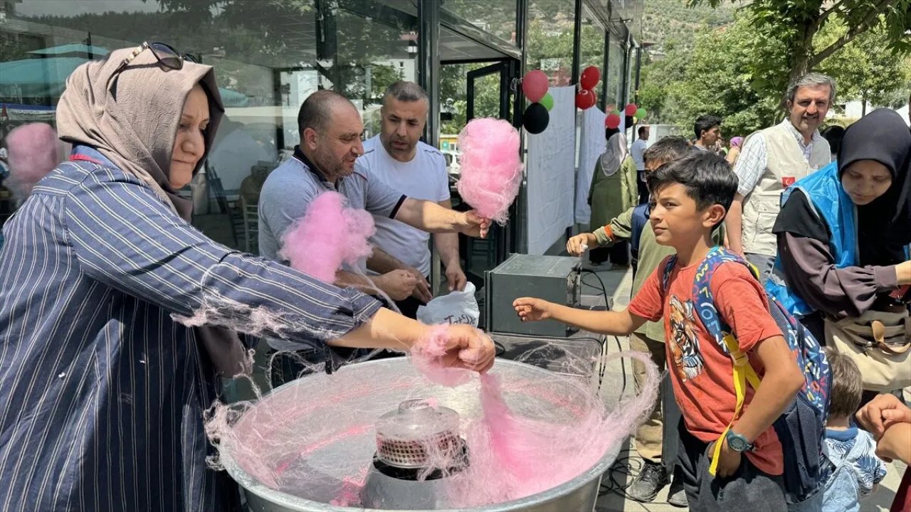Gazze için Kahramanmaraş'ta kermes düzenlendi