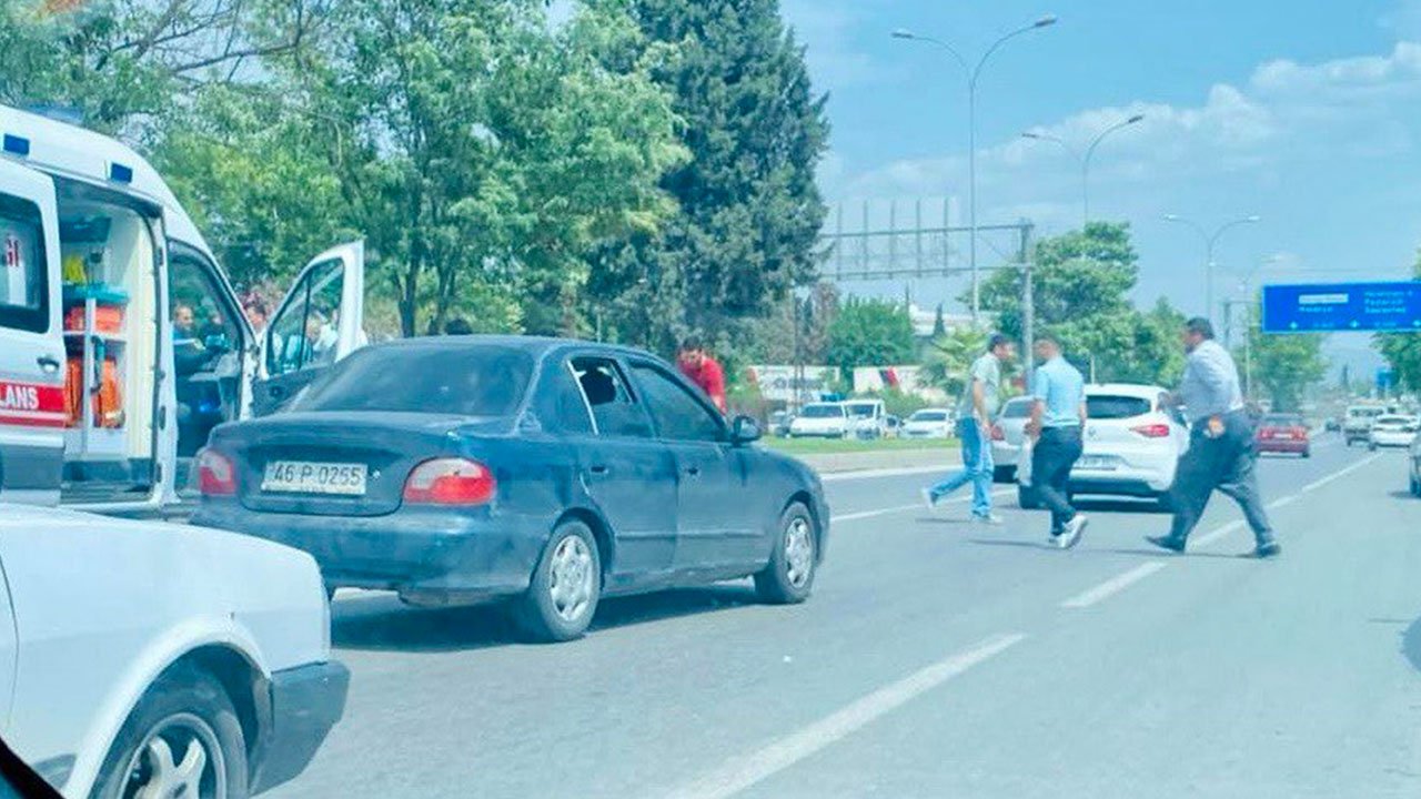 Kahramanmaraş'ta yolun karşısına geçmeye çalışan yayaya otomobil çarptı