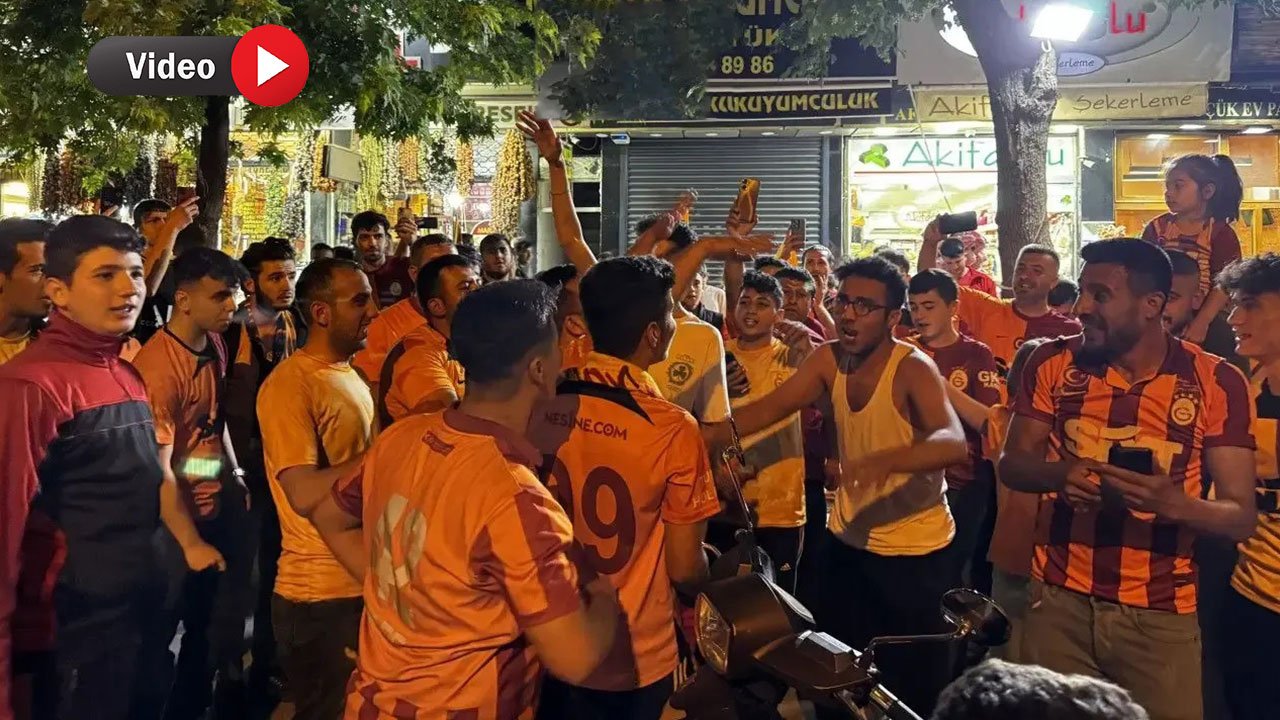 Galatasaray taraftarları Kahramanmaraş'ta şampiyonluğu kutladı