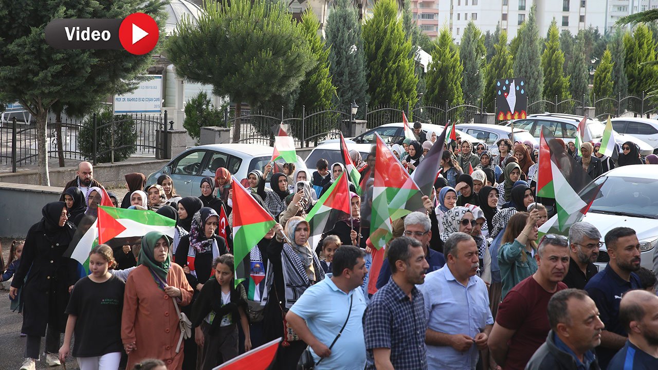 İsrail'in Gazze'ye yönelik saldırıları Kahramanmaraş'ta protesto edildi
