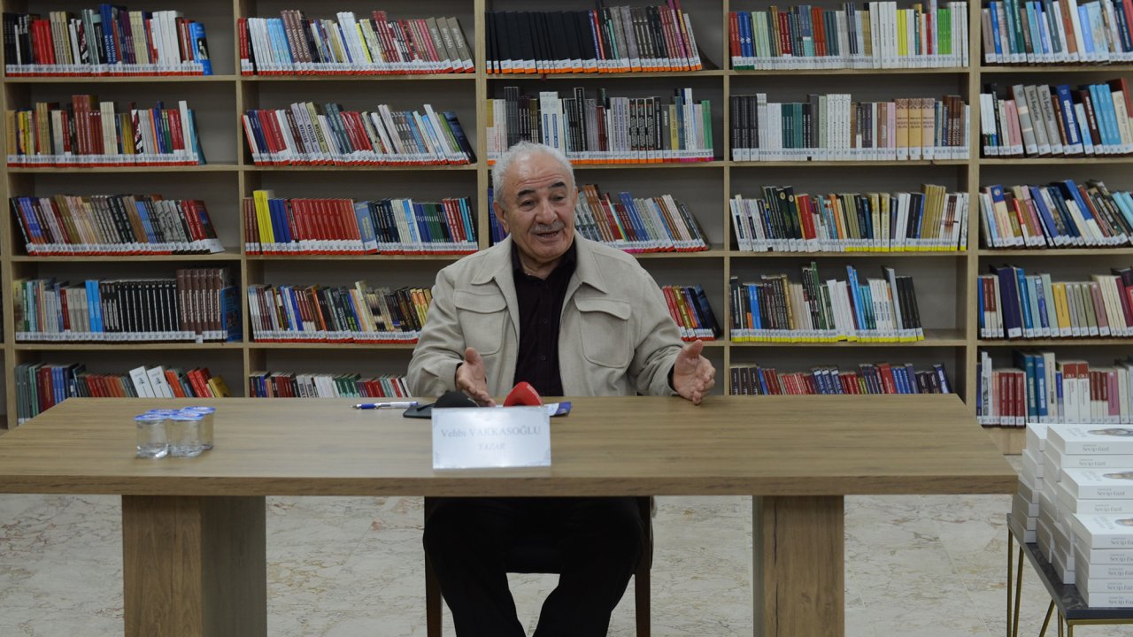 Kahramanmaraş'ta Vehbi Vakkasoğlu, Necip Fazıl'ın mirasını masaya yatırdı!