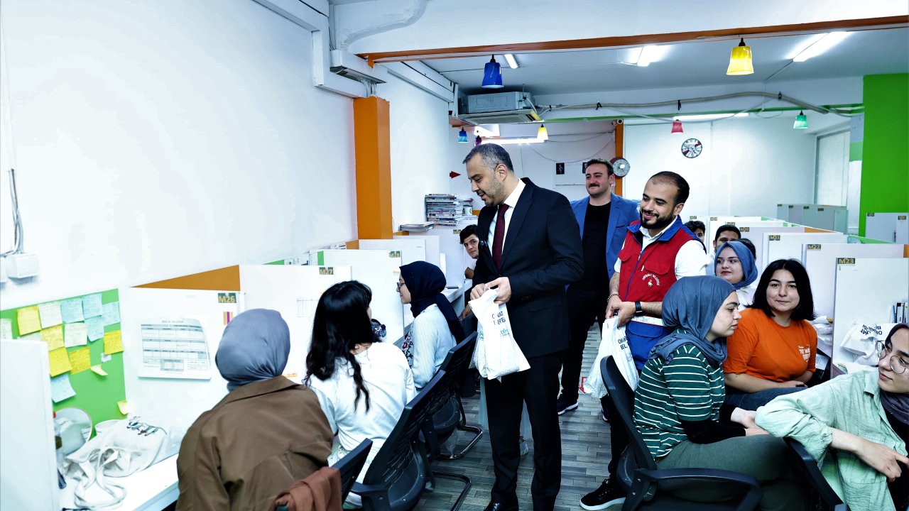 Başkan Toptaş’tan YKS öncesi öğrencilere moral ve motivasyon ziyareti